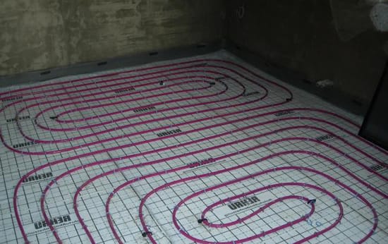 Укладка труб водяного теплого пола