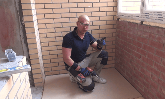 Укладываем листы ДСП