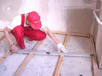 Устанавливаем маяки для выравнивания пола