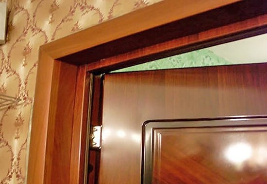 Установка дверных откосов