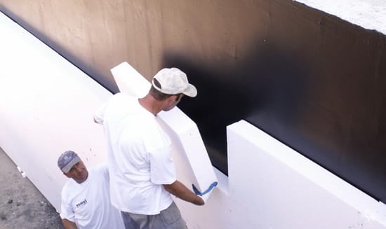 Утепление фундамента плитами из полистирола