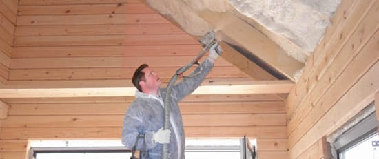 Утепление с помощью вспененного утеплителя