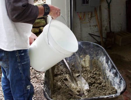 Вода необходимый компонент для бетона