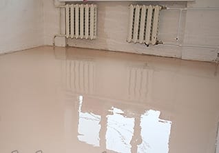 Пол залитый своими руками