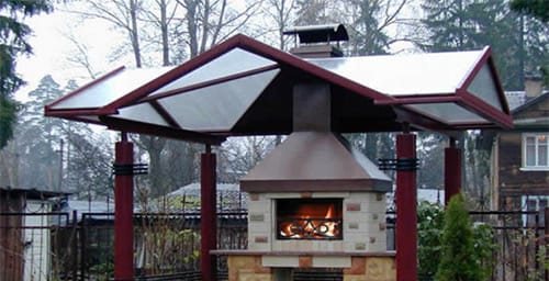 Вытяжка и труба для беседки