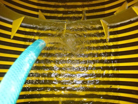 Заполняем септик водой