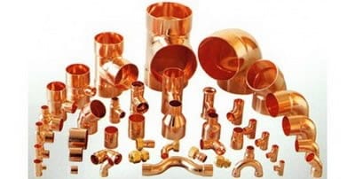 Медные трубы и фитинги: ассортимент деталей Медные трубы и фитинги: ассортимент деталей