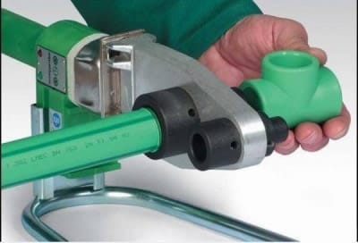 Сварка пластиковой трубы с пластиковым фитингом