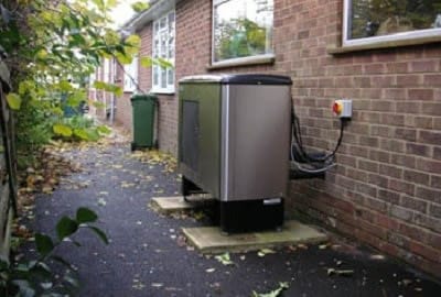 Наружный блок теплового насоса "воздух-воздух"